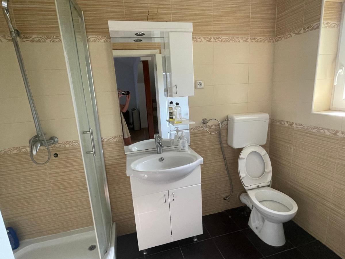 Vila Odmor Na Dunavu Beocin Exteriér fotografie