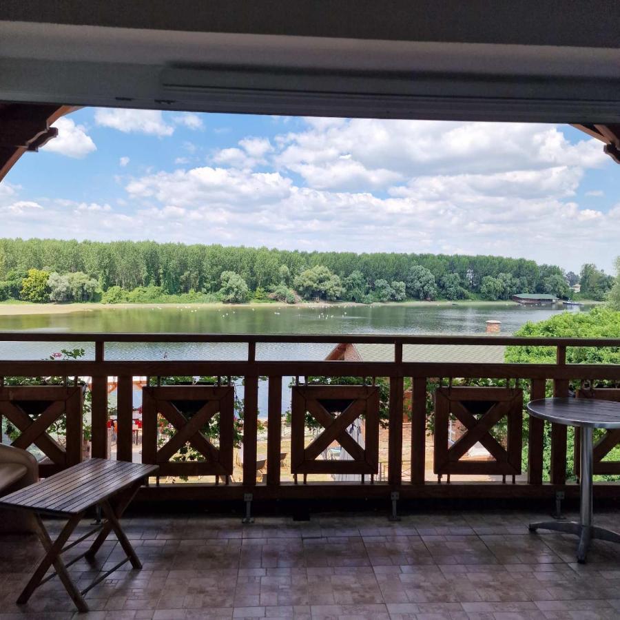 Vila Odmor Na Dunavu Beocin Exteriér fotografie